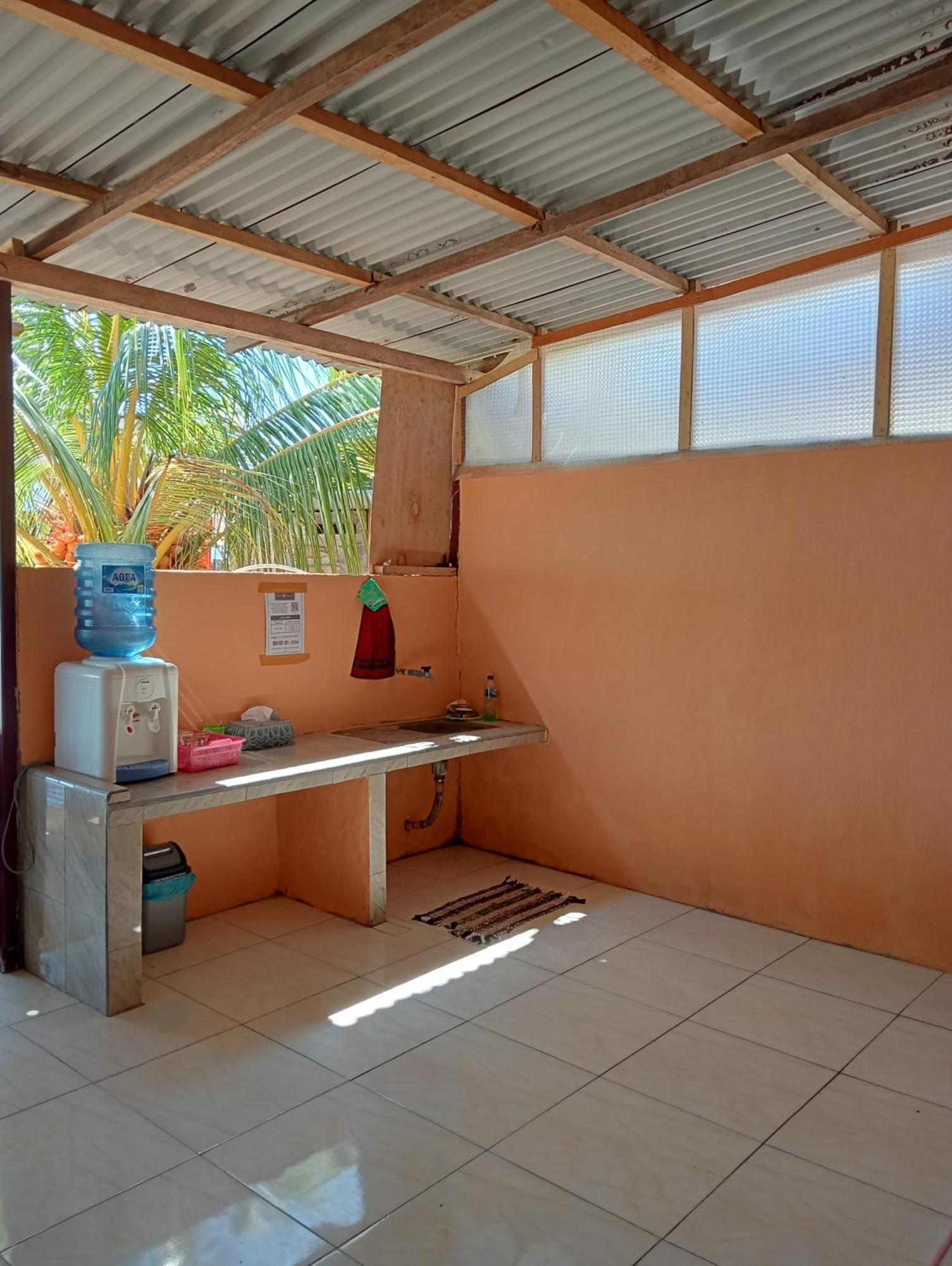 Mamalis Homestay 마나도 외부 사진