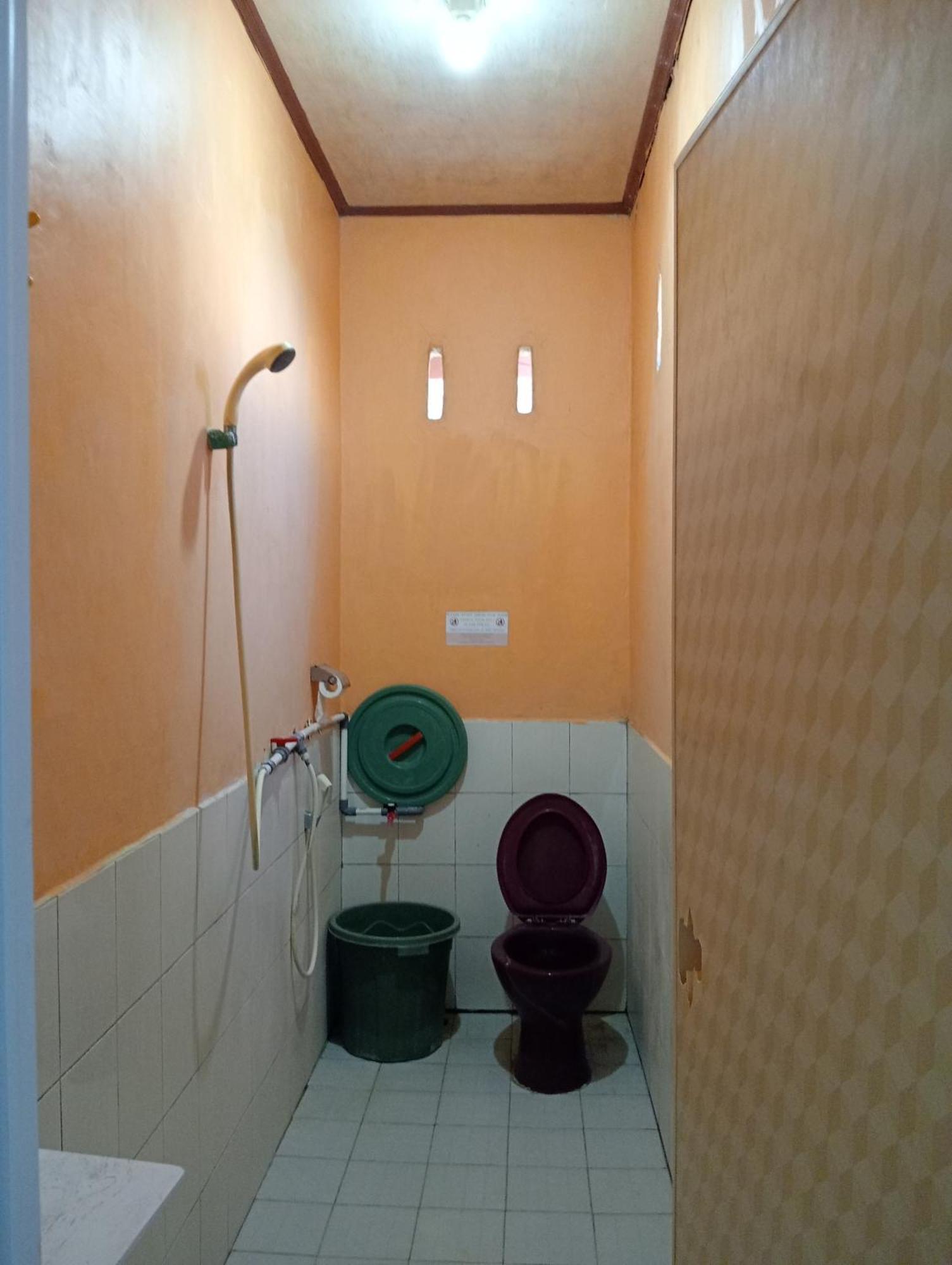 Mamalis Homestay 마나도 외부 사진