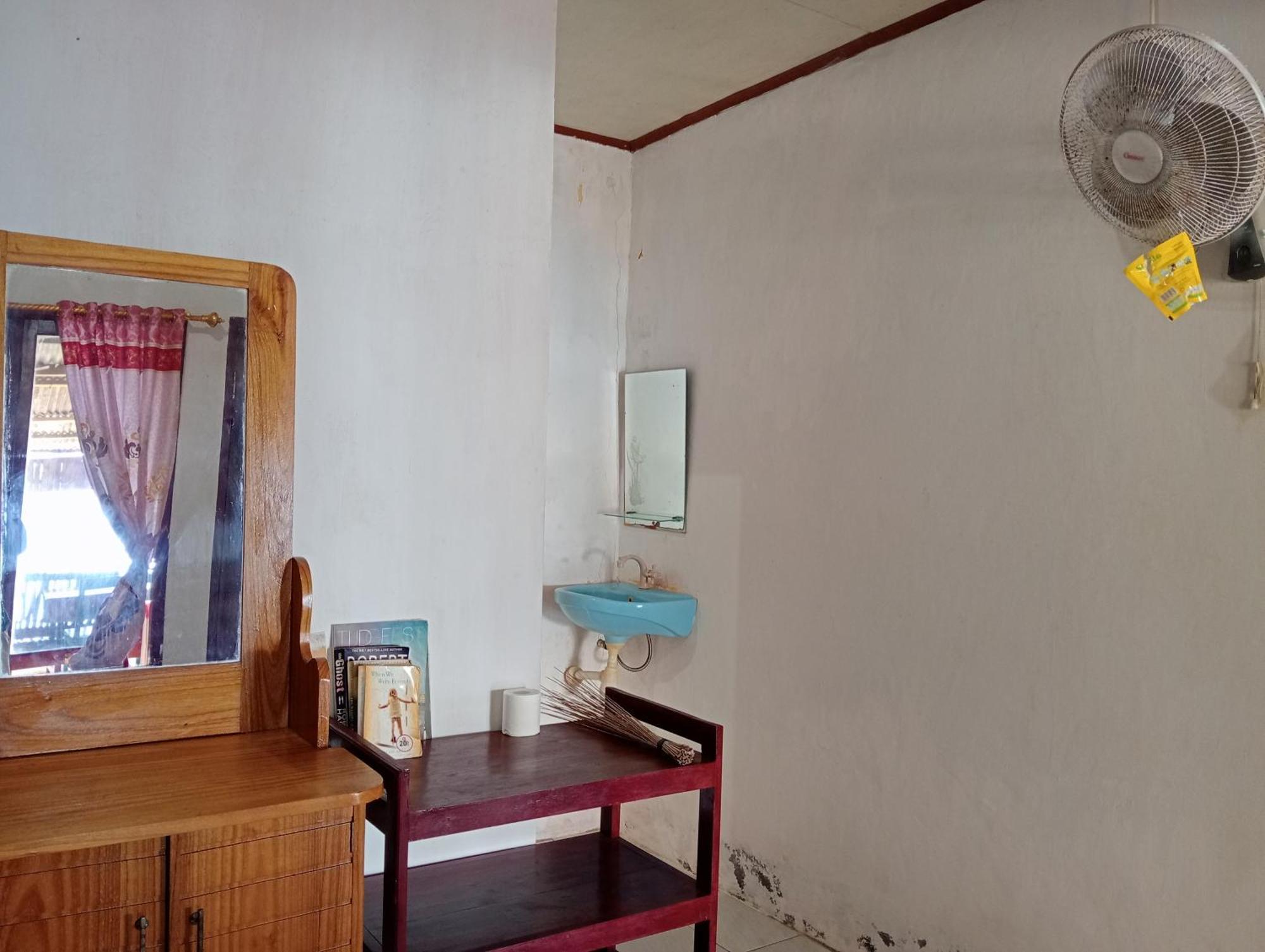 Mamalis Homestay 마나도 외부 사진