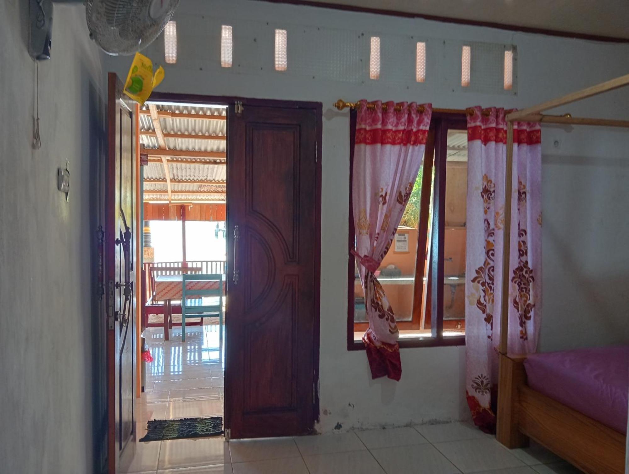 Mamalis Homestay 마나도 외부 사진
